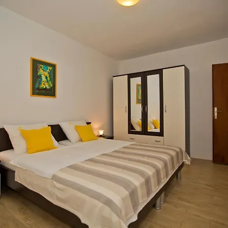 Apartments Vucetic Hvar Town Exterior photo